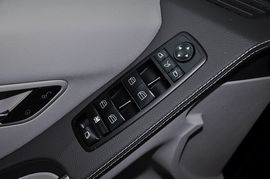 2011款奔驰R300L豪华型