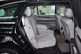 2011款奔驰R300L豪华型