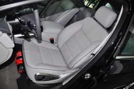 2011款奔驰R300L豪华型