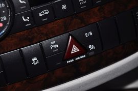 2011款奔驰R300L豪华型