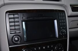 2011款奔驰R300L豪华型