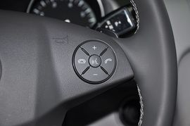 2011款奔驰R300L豪华型