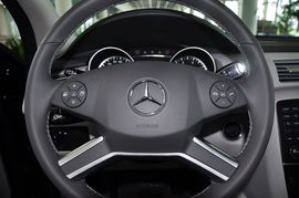 2011款奔驰R300L豪华型