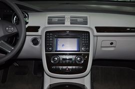 2011款奔驰R300L豪华型