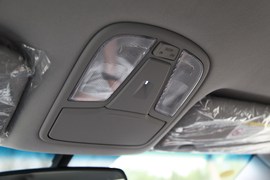 2012款起亚凯尊2.4L商务型实拍