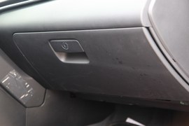 2012款起亚凯尊2.4L商务型实拍