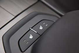 2012款起亚凯尊2.4L商务型实拍