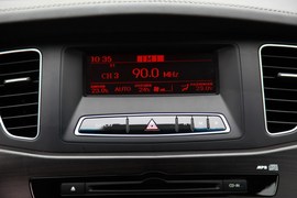 2012款起亚凯尊2.4L商务型实拍