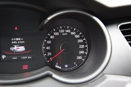 2012款起亚凯尊2.4L商务型实拍