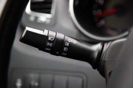 2012款起亚凯尊2.4L商务型实拍