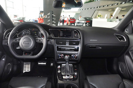 2012款奥迪RS5