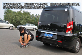 【你知道吗？】大车小车驾驶技巧差别大!