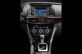 2013款马自达Mazda6