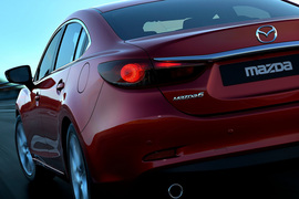 2013款马自达Mazda6