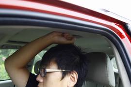 2012款陆风X8