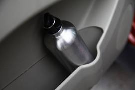 2012款陆风X8