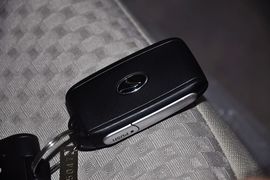 2012款东南V3菱悦1.5L手动亲民豪华版