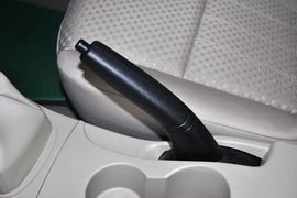2012款东南V3菱悦1.5L手动亲民豪华版