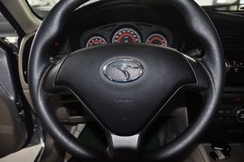 2012款东南V3菱悦1.5L手动亲民豪华版