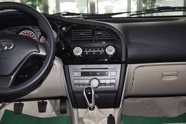 2012款东南V3菱悦1.5L手动亲民豪华版
