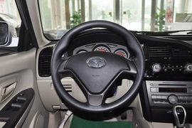 2012款东南V3菱悦1.5L手动亲民豪华版