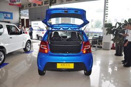 2013款长安铃木新奥拓1.0L手动炫酷型