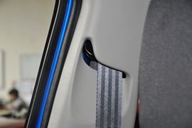 2013款长安铃木新奥拓1.0L手动炫酷型
