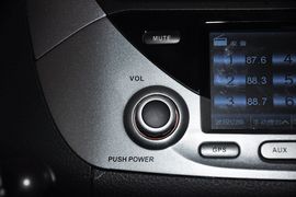 2013款长安铃木新奥拓1.0L手动炫酷型
