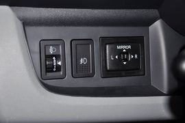 2013款长安铃木新奥拓1.0L手动炫酷型