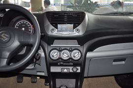 2013款长安铃木新奥拓1.0L手动炫酷型