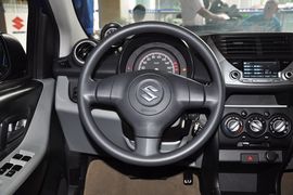 2013款长安铃木新奥拓1.0L手动炫酷型