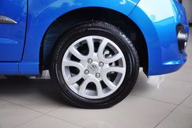 2013款长安铃木新奥拓1.0L手动炫酷型