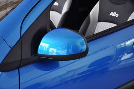 2013款长安铃木新奥拓1.0L手动炫酷型