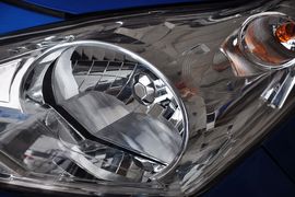 2013款长安铃木新奥拓1.0L手动炫酷型