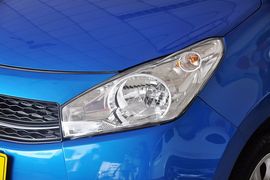 2013款长安铃木新奥拓1.0L手动炫酷型