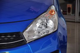 2013款长安铃木新奥拓1.0L手动炫酷型