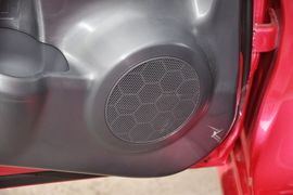 2013款长安铃木新奥拓1.0L自动炫酷型