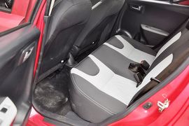 2013款长安铃木新奥拓1.0L自动炫酷型