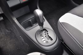 2013款长安铃木新奥拓1.0L自动炫酷型