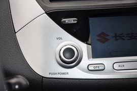 2013款长安铃木新奥拓1.0L自动炫酷型