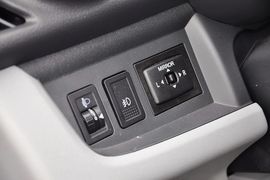 2013款长安铃木新奥拓1.0L自动炫酷型