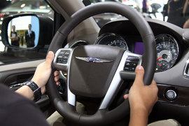 克莱斯勒新大捷龙新车解码