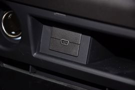 2012款东南V3菱悦1.5L手动亲民旗舰版