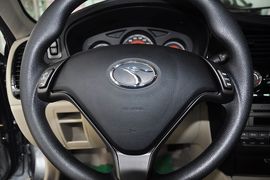 2012款东南V3菱悦1.5L手动亲民旗舰版