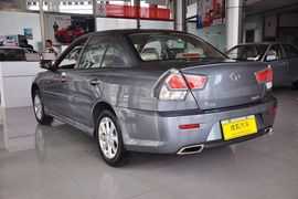 2012款东南V3菱悦1.5L手动亲民旗舰版