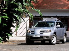 2003款三菱Outlander