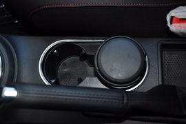 2013款大众甲壳虫1.4TSI豪华型