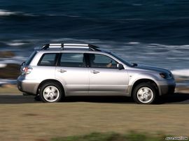 2003款三菱Outlander
