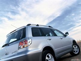 2003款三菱Outlander