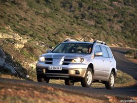 2003款三菱Outlander
